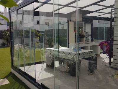 Cerramientos de terrazas en Madrid: Disfruta de tu espacio todo el año 12