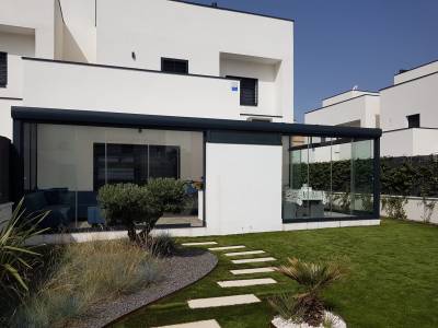 Cerramientos de terrazas en Madrid: Disfruta de tu espacio todo el año 11