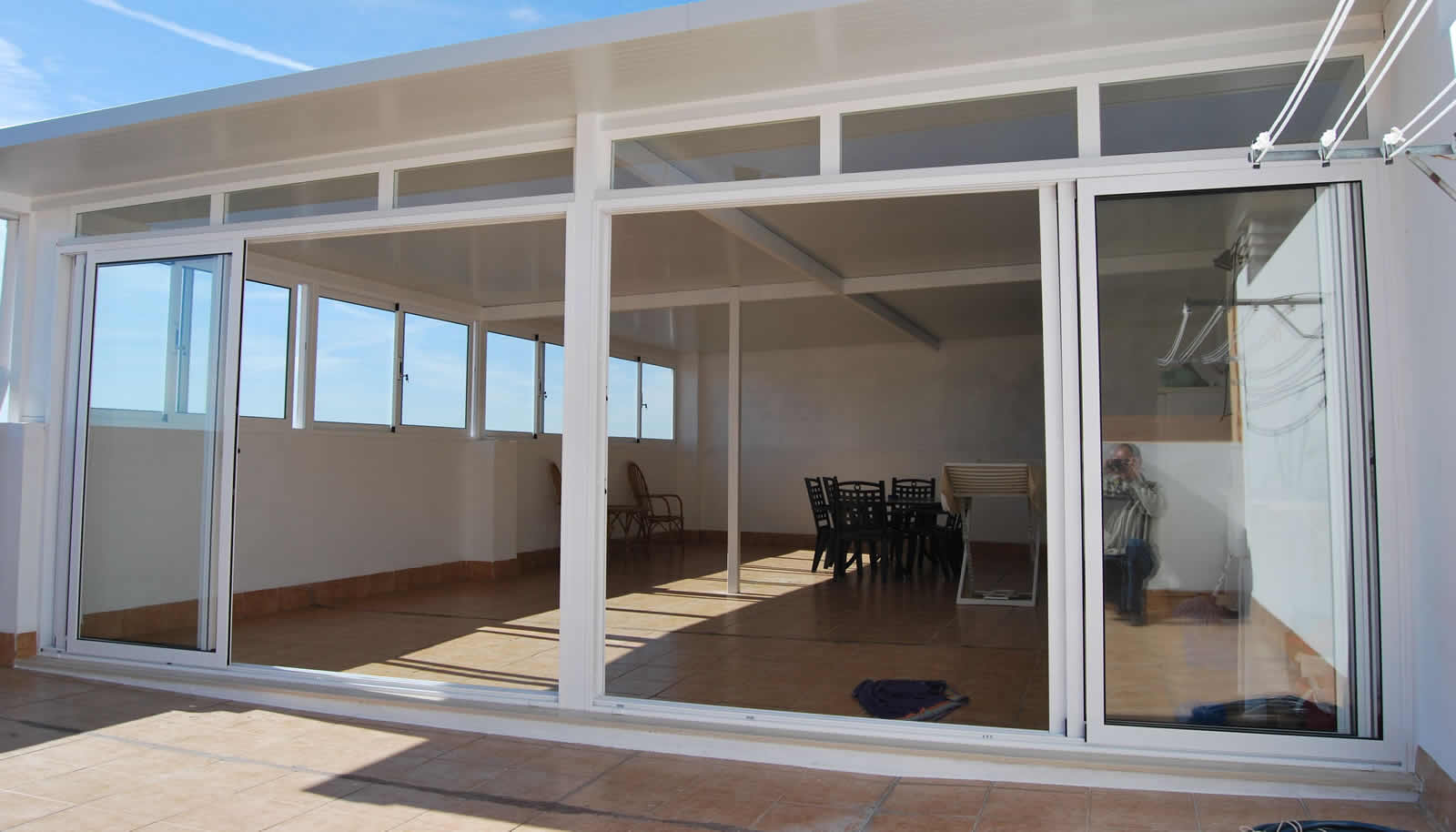 Ventanas y puertas correderas como cerramiento de aluminio